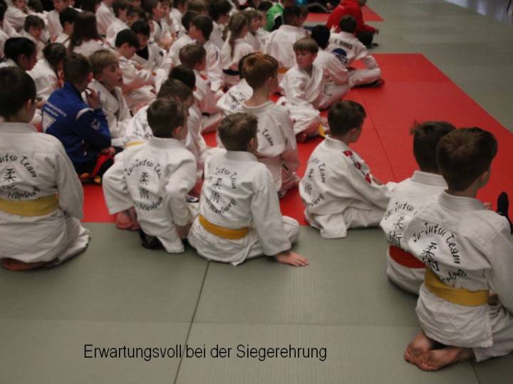 Das Ju-Jutsu-Team vom TKW Nienburg knüpft bei der LEM an die überragende Leistung von der Regionalmeisterschaft an! - Bild 4
